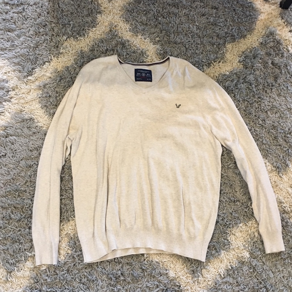 Men’s American Eagle Cream V-Neck Sweater